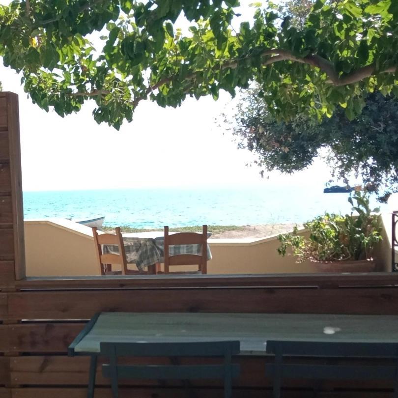 Galini Apartment'S-Suites Skaloti Δωμάτιο φωτογραφία